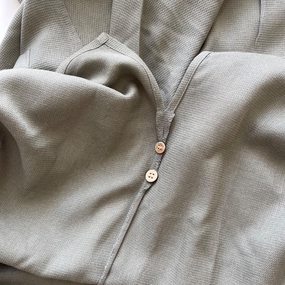 Tulio 100% Silk Olive Green Vintage Y2K button down shirt Men's size large - Picture 6 of 13